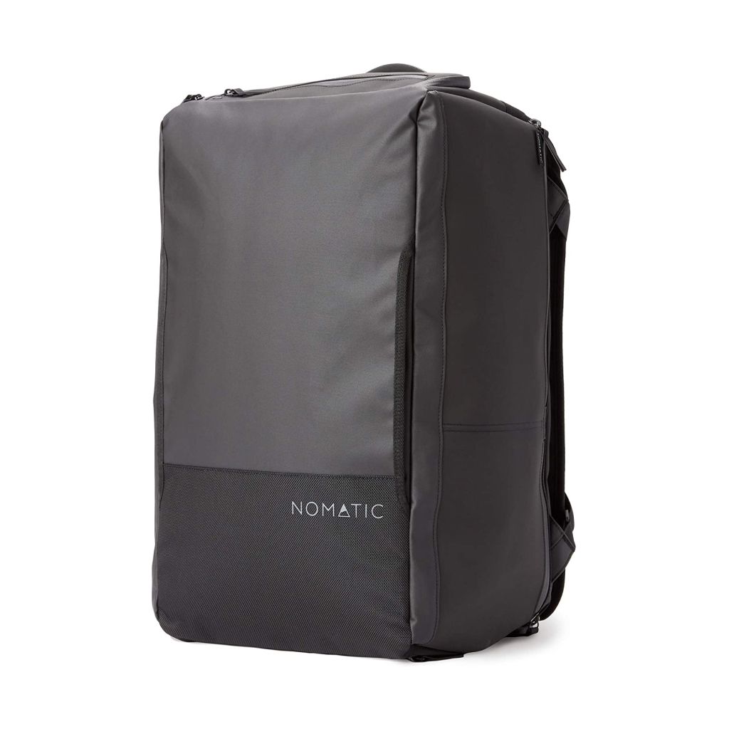 Nomatic travel bag front