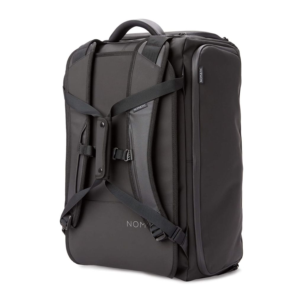 Nomatic travel bag back